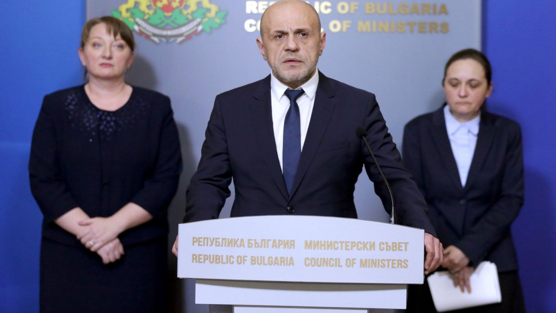 Исканията на протестиращите медицински сестри са политически и няма да