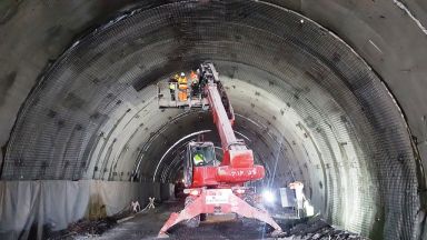  Ремонтът на тунел 