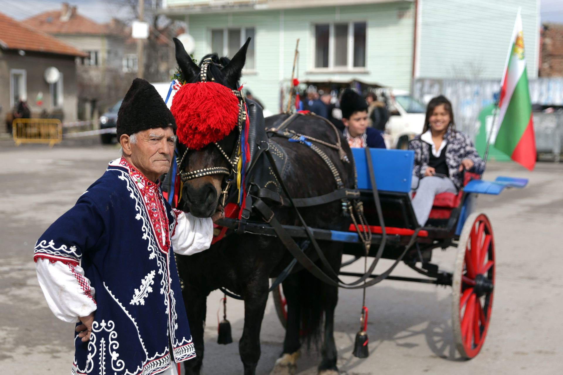  Празникът на коневъдството и на конния спорт Тодоровден бе отбелязан в Костинброд
