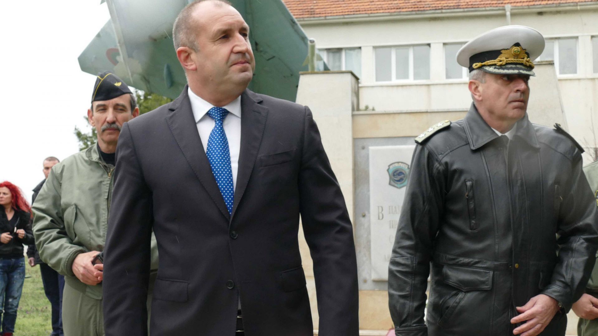 Няма да коментирам решението на Конституционния съд КС Там са