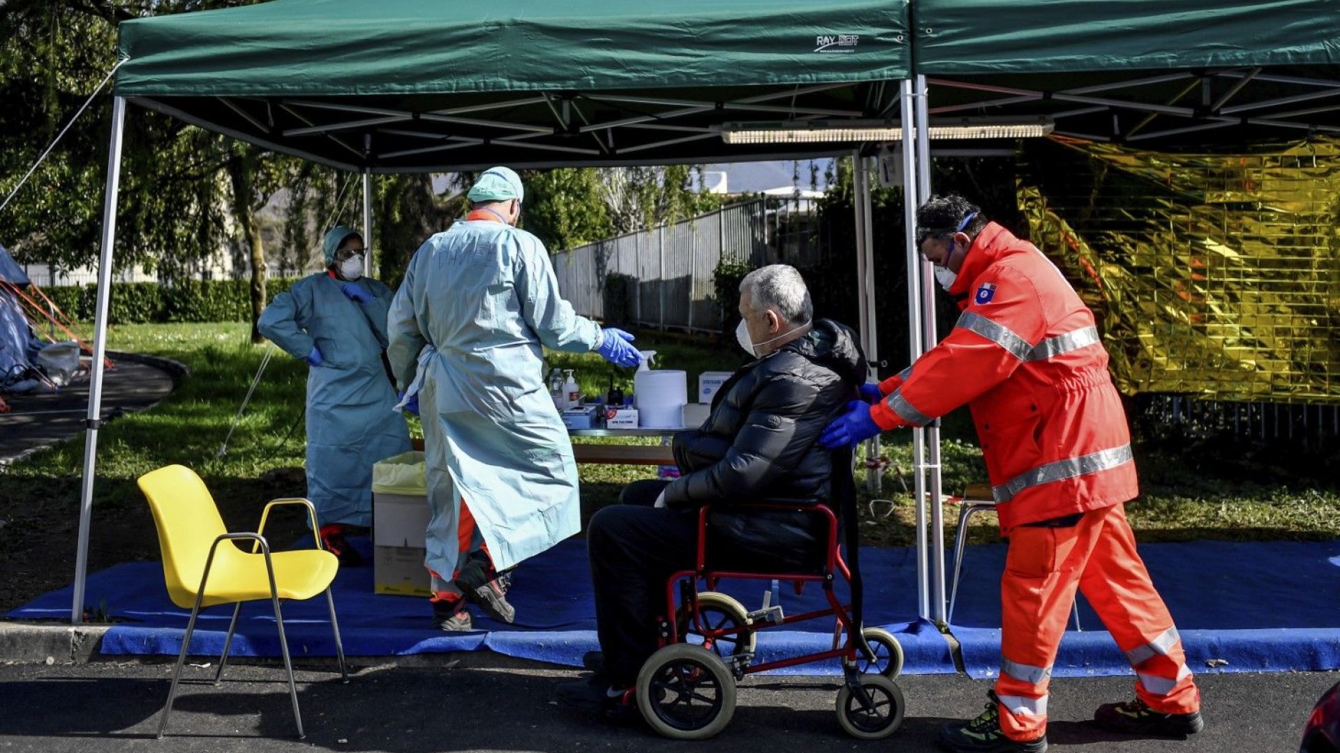 Броят на починалите от епидемията от коронавируса в Италия през