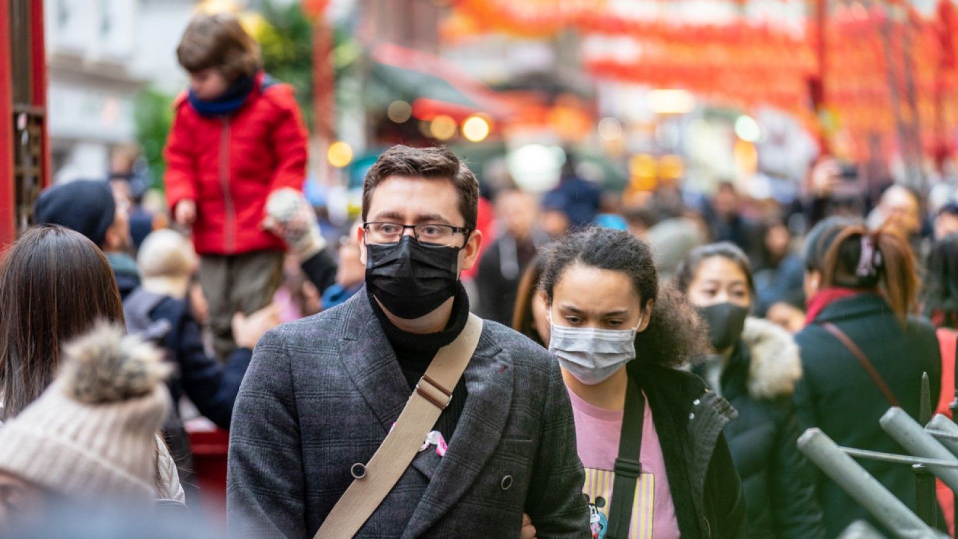 Силно завишено търсене на информация умерено притеснение от ситуацията в