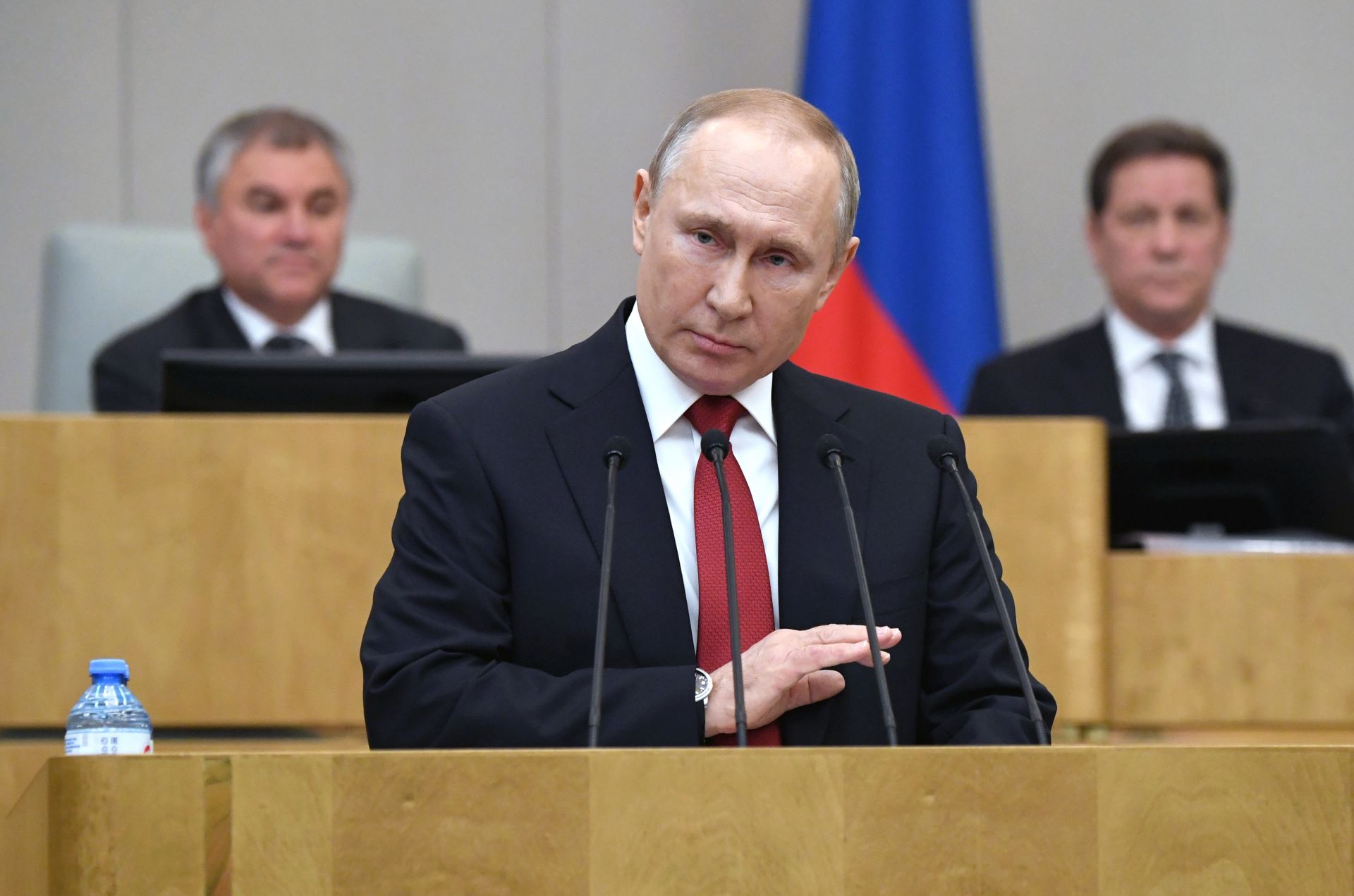 Владимир Путин е на път запази властта и след изтичане на мандата му