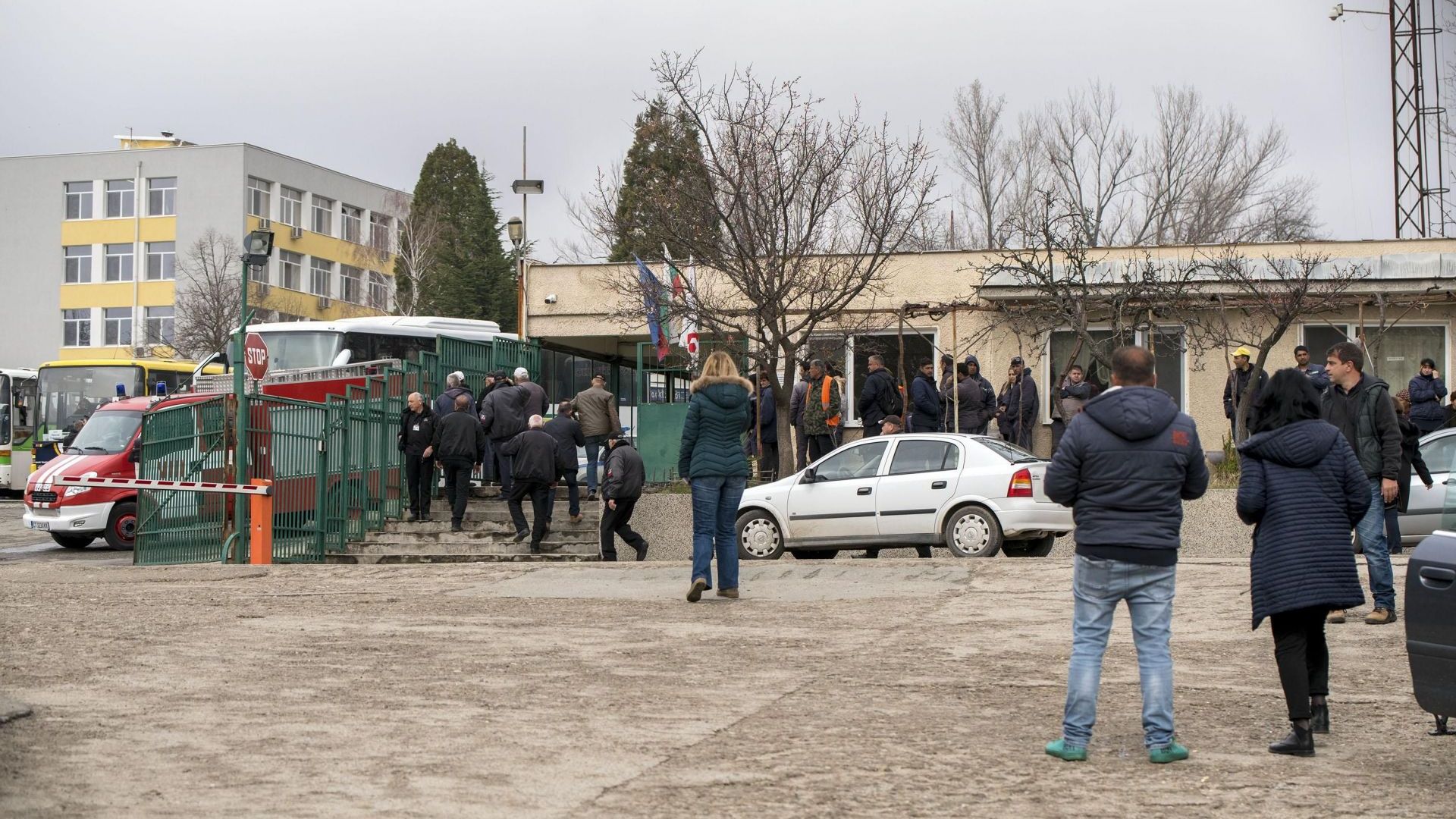 Общо 6 души са пострадали при днешния взрив в завод