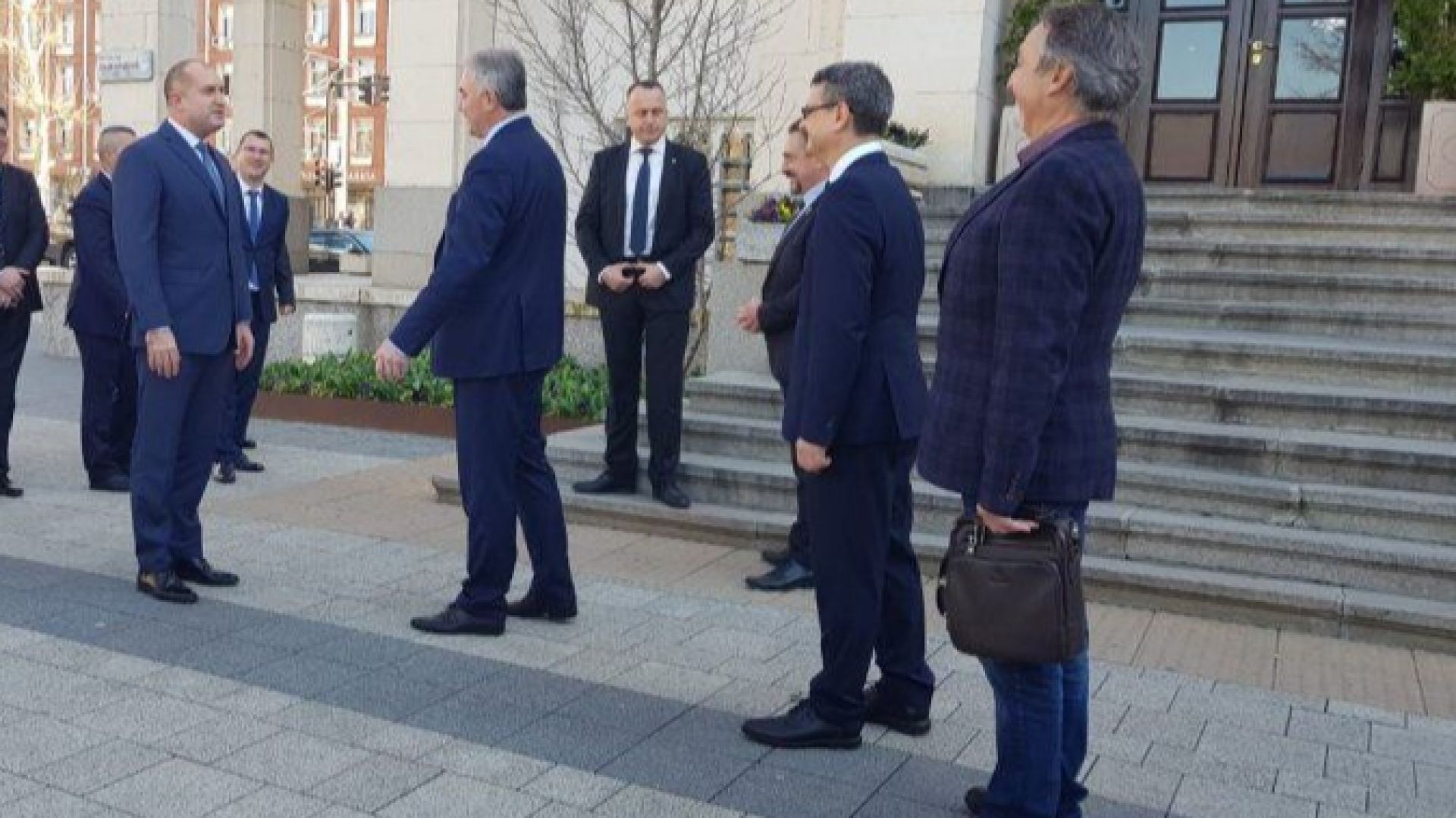 Държавният глава Румен Радев пристигна в Плевен за да се