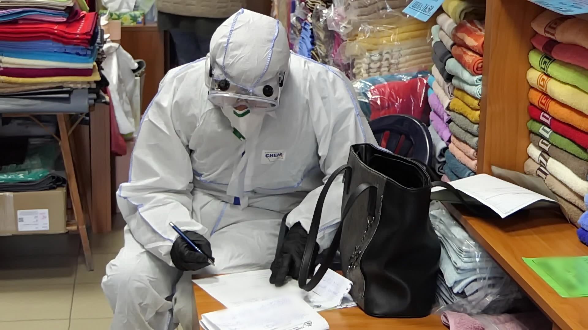 Десетки търговски магазини са затворени на столичния стоков базар Илиянци