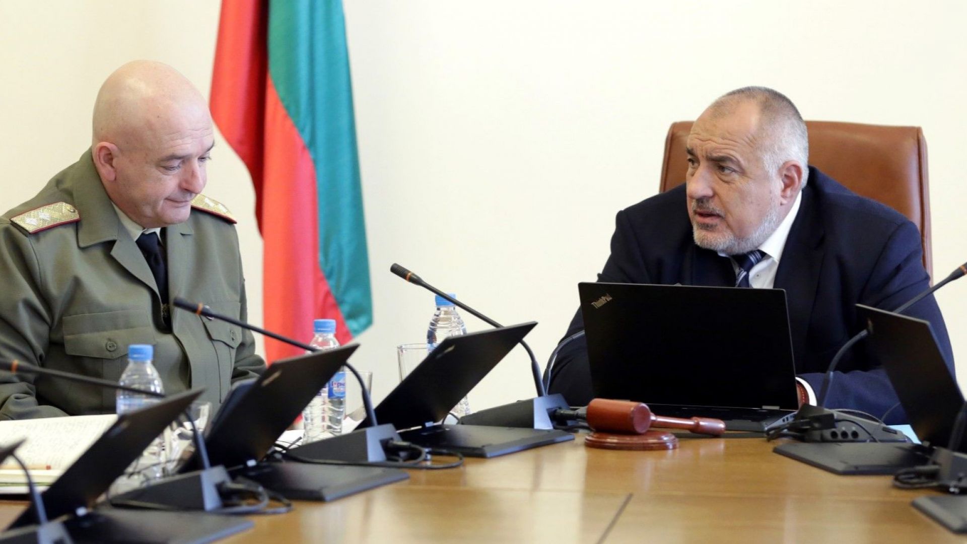 МС предлага на Народното събрание въвеждане на извънредно положение във