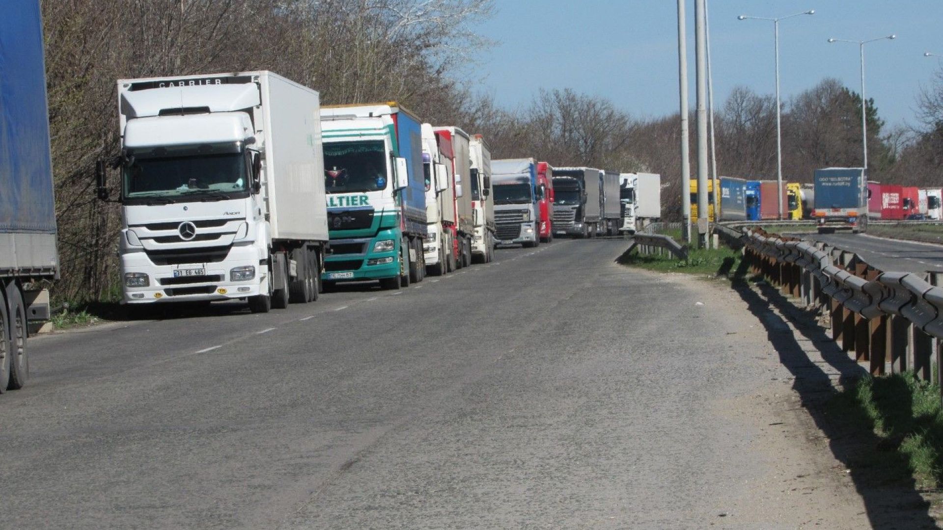 6 км опашка от камиони на "Дунав мост"