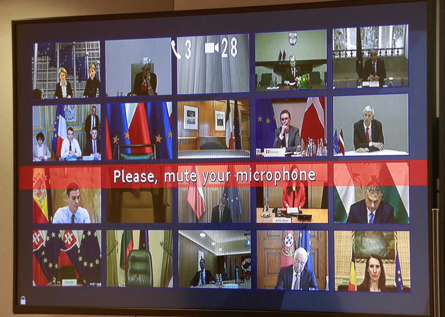 Поредна видеоконферентна среща на евролидерите. Първата им беше на 10 март (на снимката)