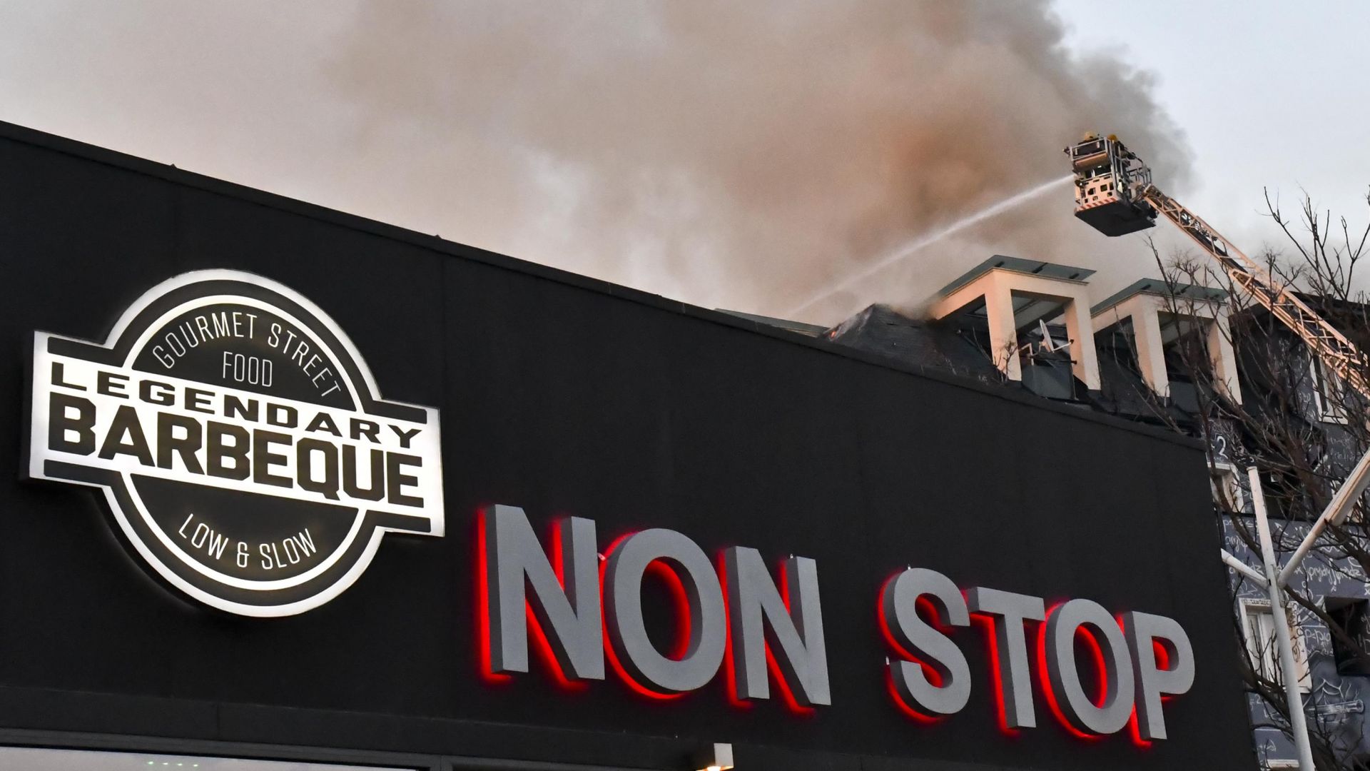 Няколко нощни заведения в центъра на София и в Студентски