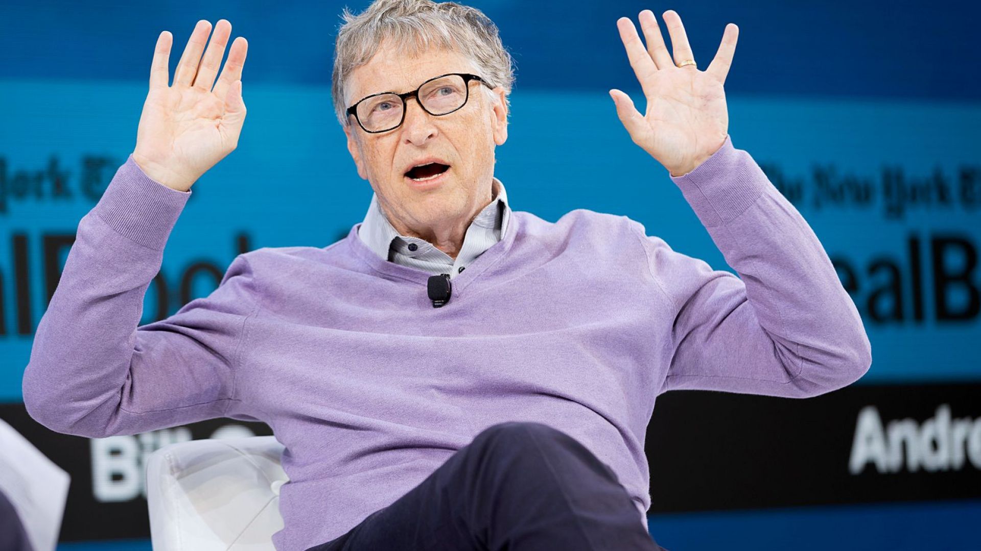 Бил Гейтс напусна борда на директорите в Microsoft