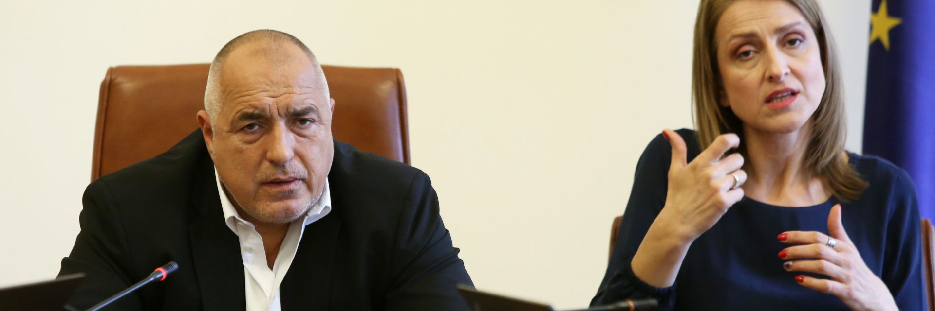 Тестват за представителна извадка 1000 полицаи и шофьори на градски транспорт и линейки