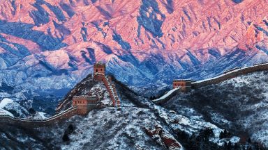 Наричат Великата китайска стена "най-голямото гробище" в света