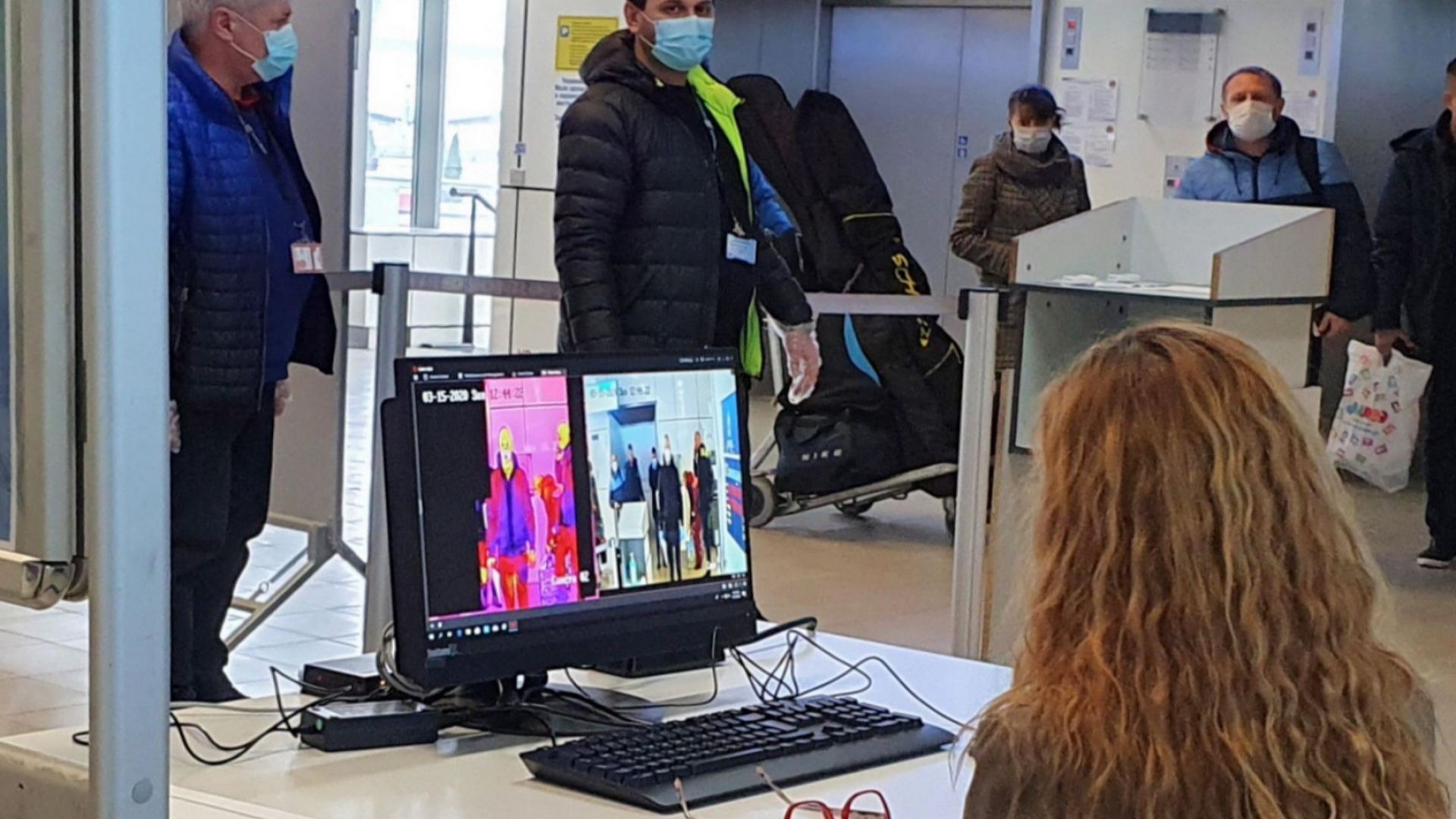 Летище София и международната автогара в София бяха отцепени от