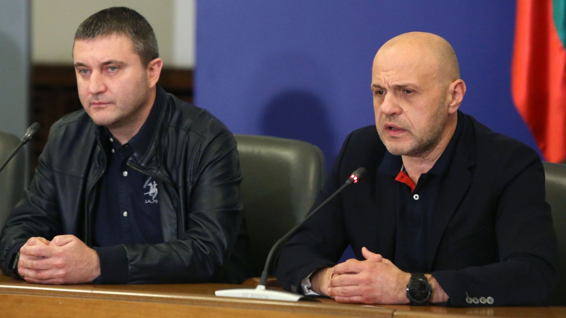 Вицепремиерът Томислав Дончев министърът на финансите Владислав Горанов министърът на