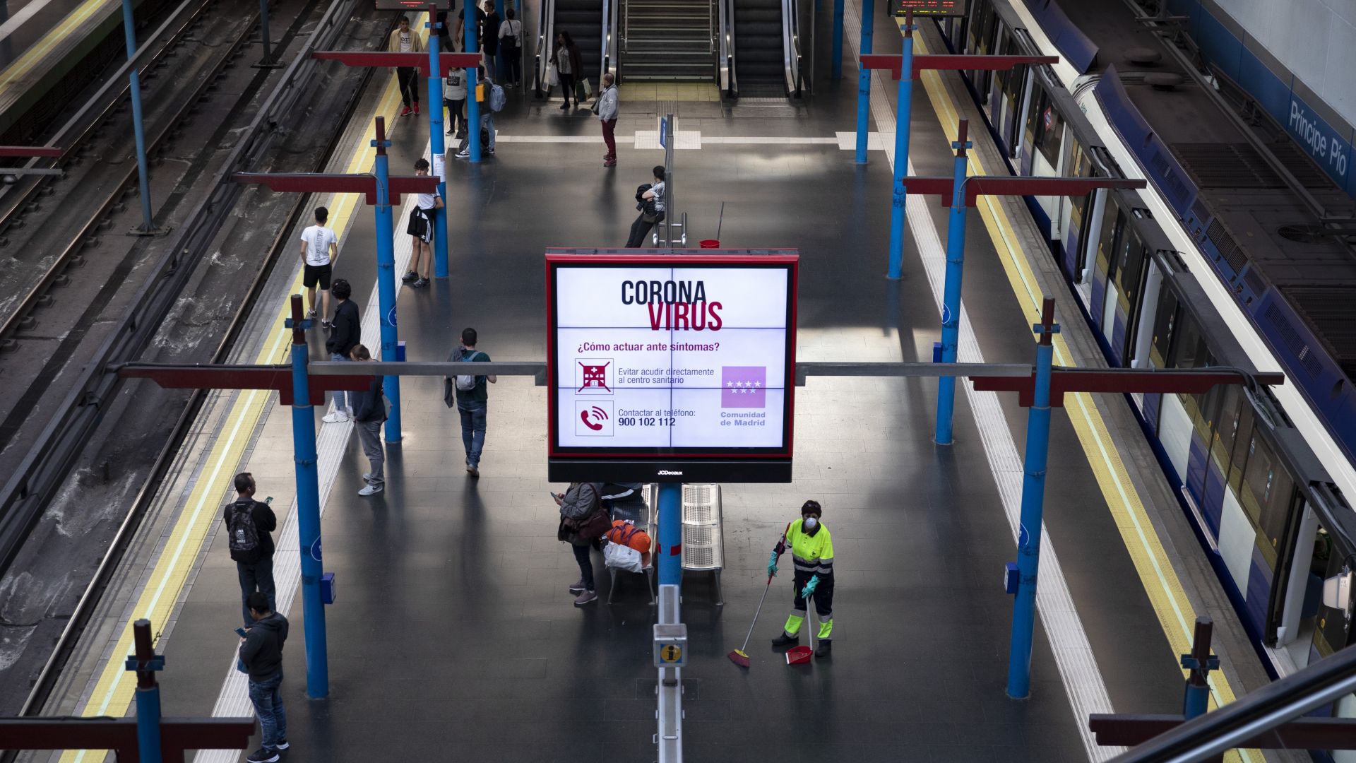 Чартърният полет Мадрид Барселона София ще бъде извършен на 4 април Това