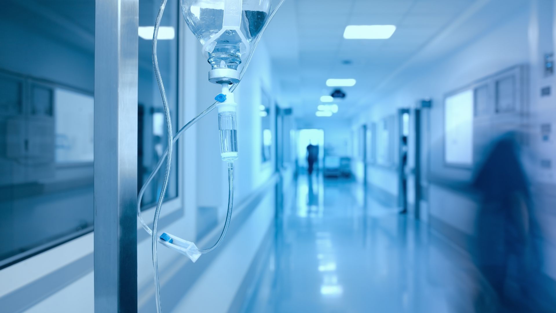 Нова крачка към старото "нормално": Разрешиха болничните свиждания