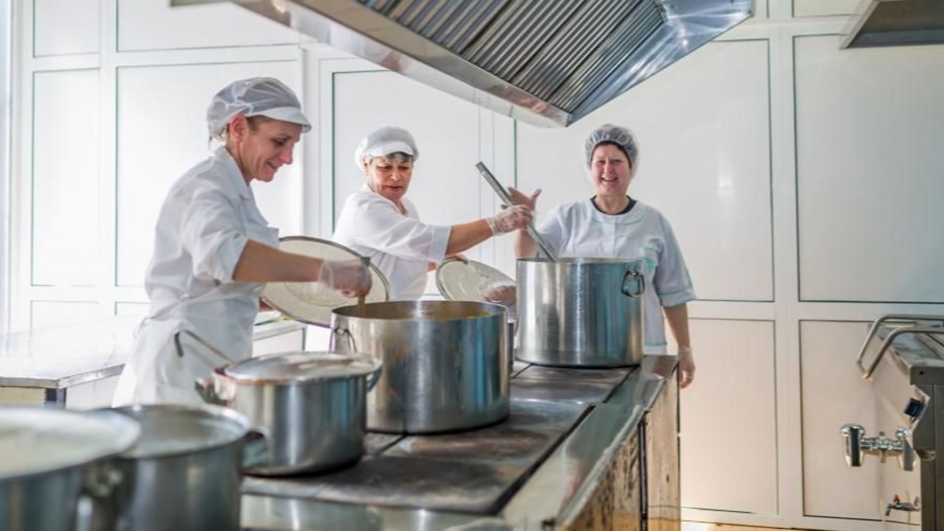 Детските кухни на територията на община Варна продължават да работят