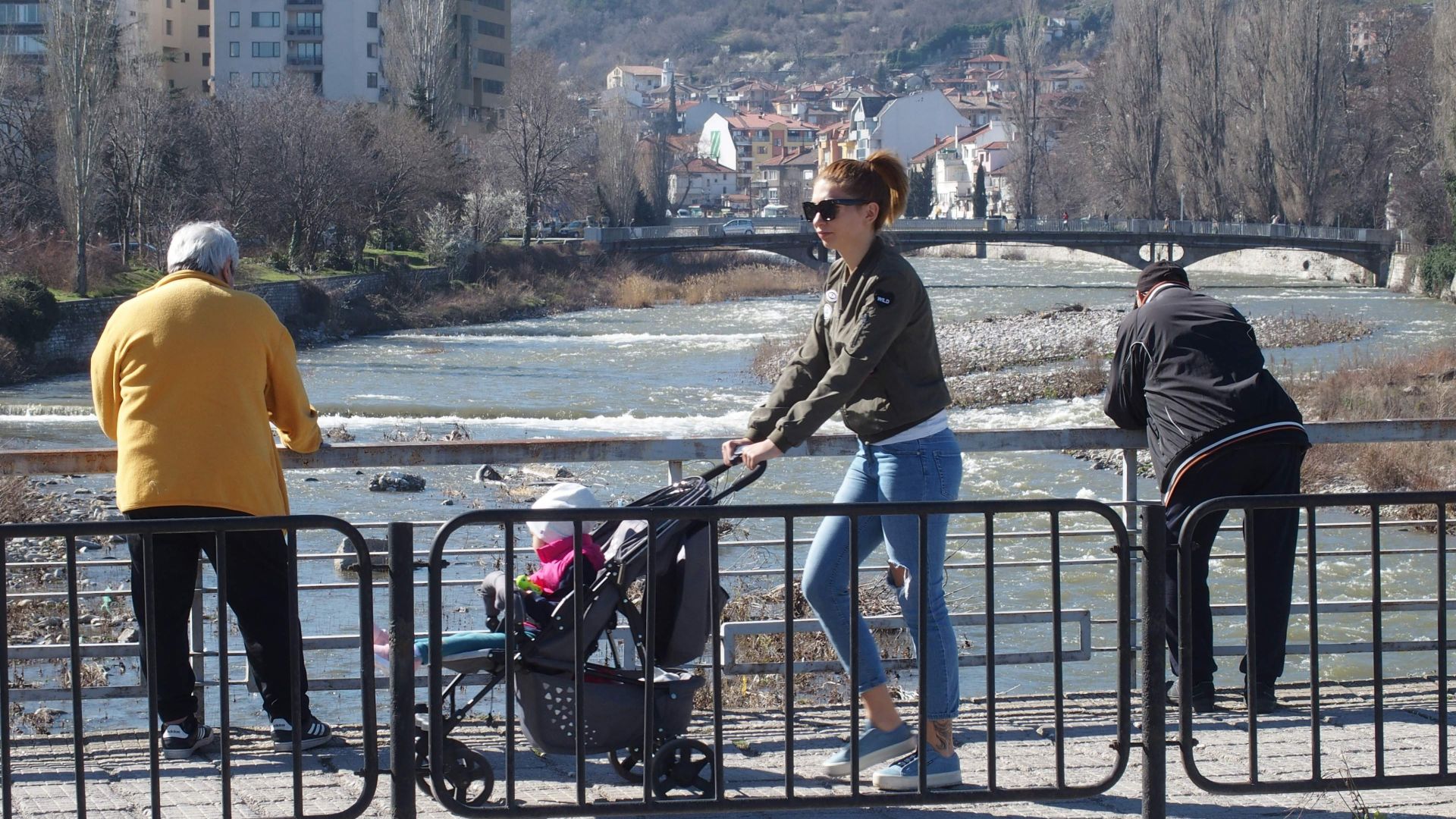 Община Асеновград прие мерки за подпомагане на населението в условията