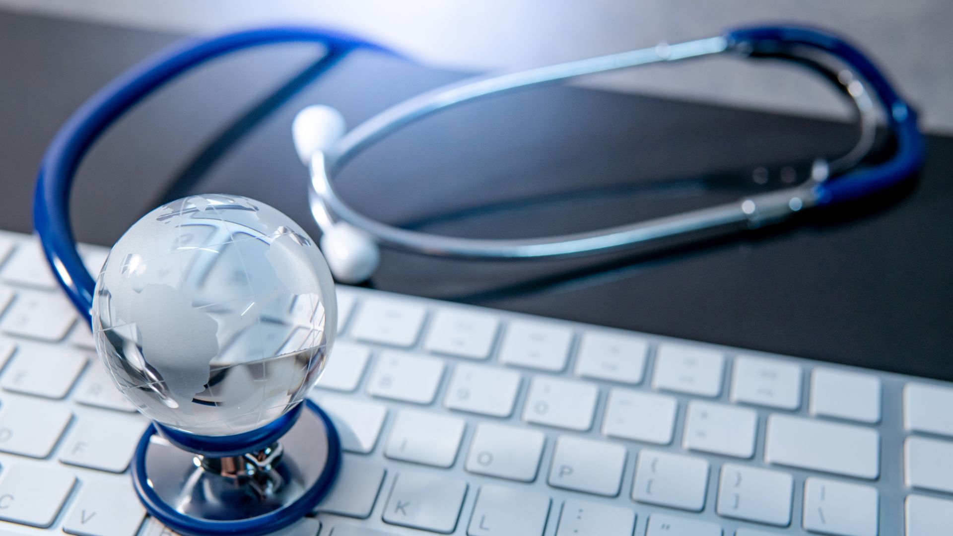 Хората които подозират че са се заразили с новия коронавирус