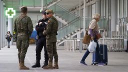 Последни мерки - в Гърция ограничиха излизането от вкъщи, в Испания затвориха хотелите
