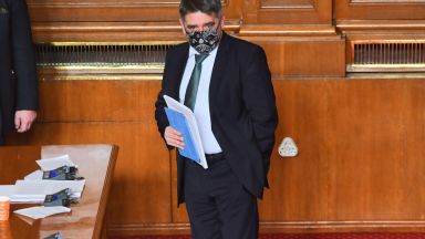 Бившият правосъден министър Данаил Кирилов вече не е и депутат