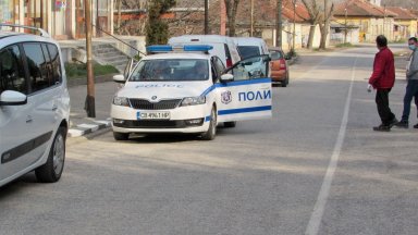 Заразен или не? Не се наемат със смъртен акт на пробилия карантината в Банско