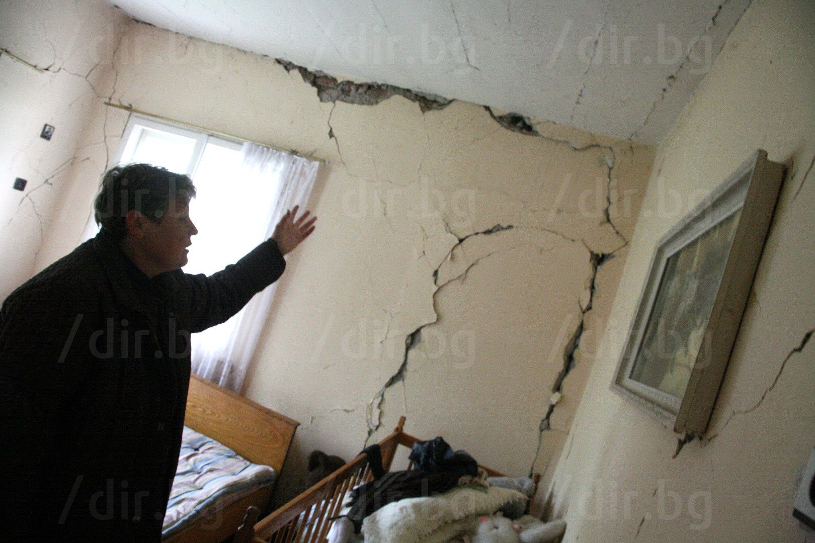 Земетресението в Пернишко през 2012 г. - село Мещица