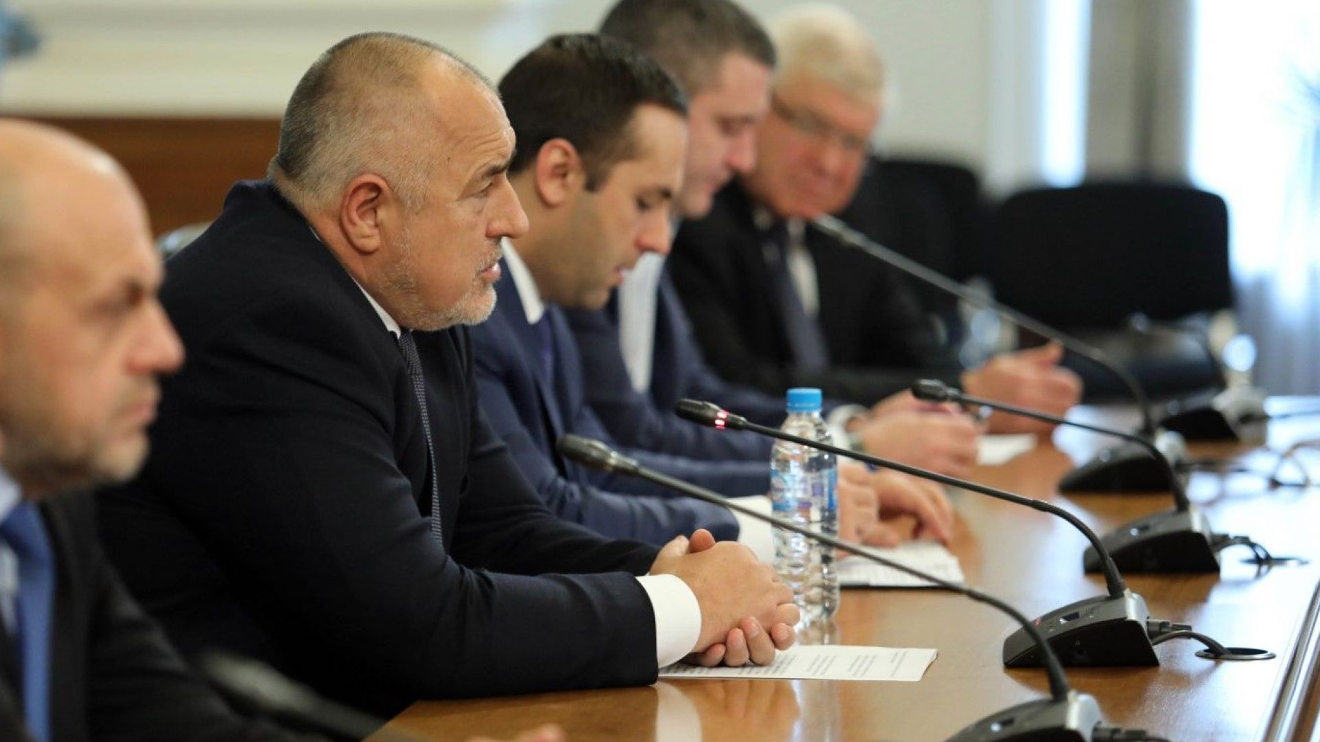 Парламентарната правна комисия гласува на второ четене промени в Закона