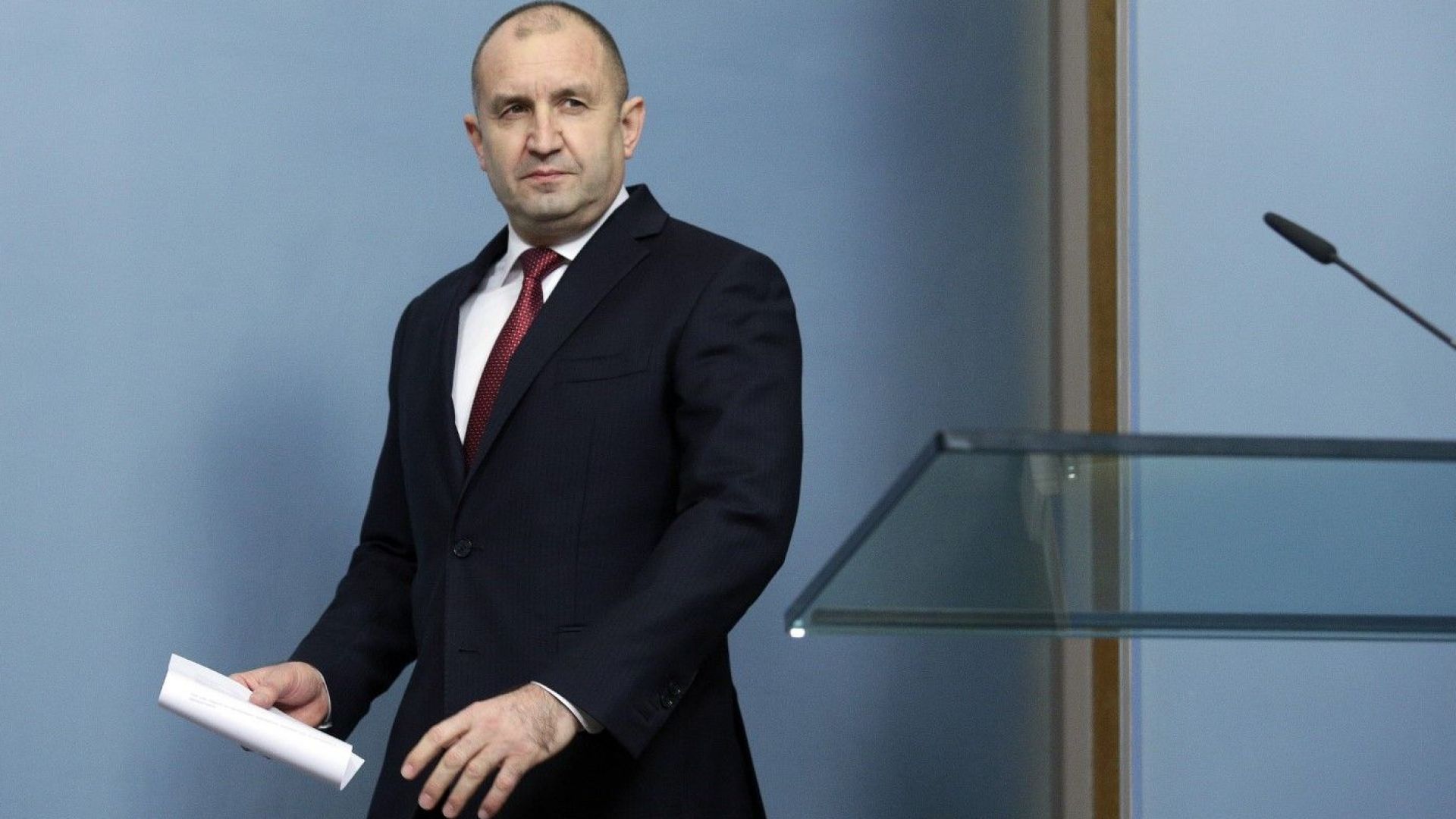 Президентът Румен Радев обсъди в телефонен разговор със сръбския си