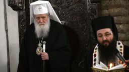 Патриарх Неофит: Пред домашната икона да отправим взор към Спасителя 