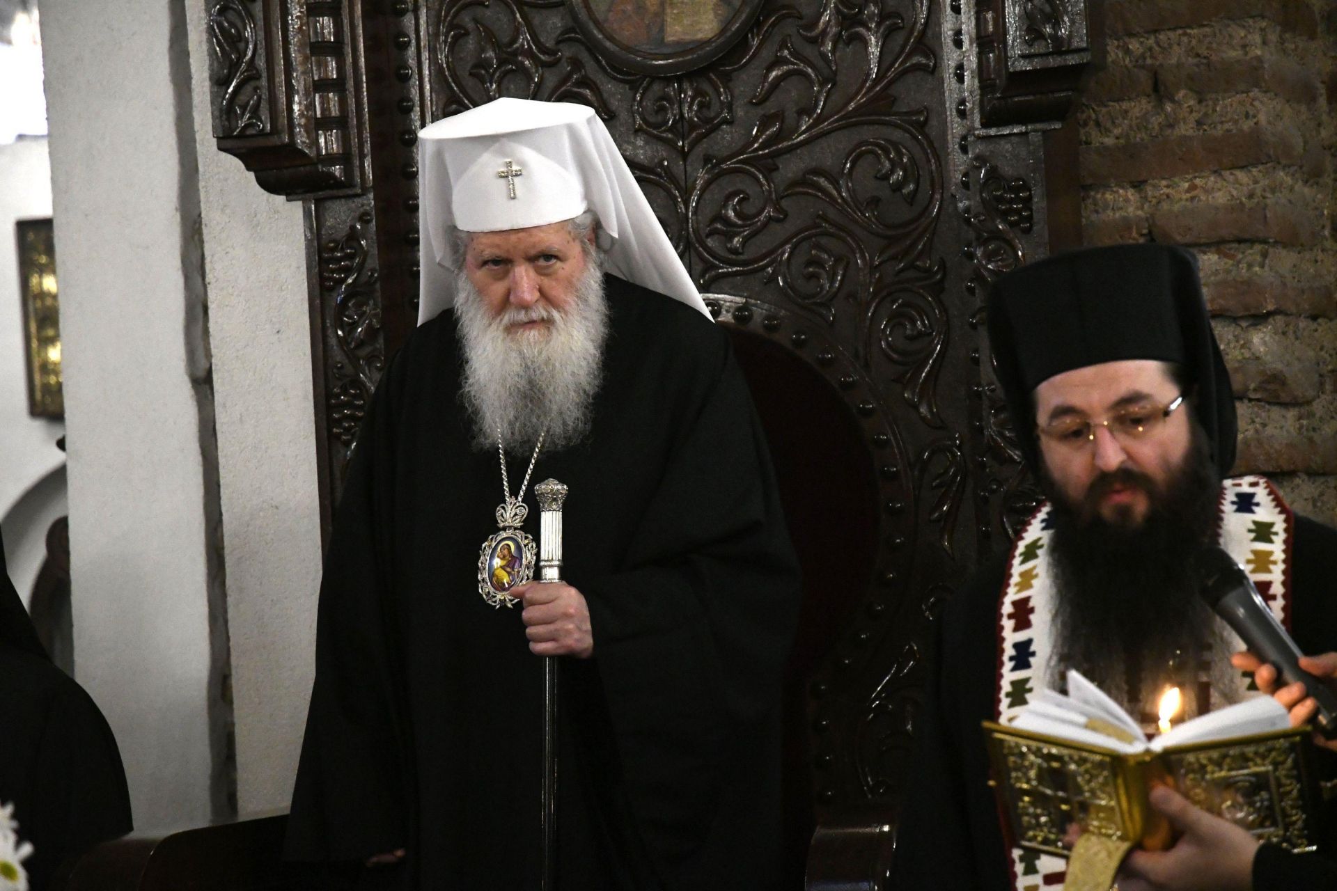 Негово Светейшество - българският патриарх и софийски митрополит Неофит се обърна към Бога с молба за спасение от вируса. 