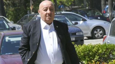 Георги Гергов е под карантина заради положителен тест на съпругата