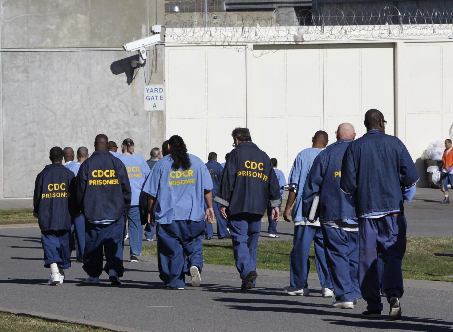 Засилва се натискът да бъдат освободени част от затворниците в Калифорния - огнище на заразата в САЩ