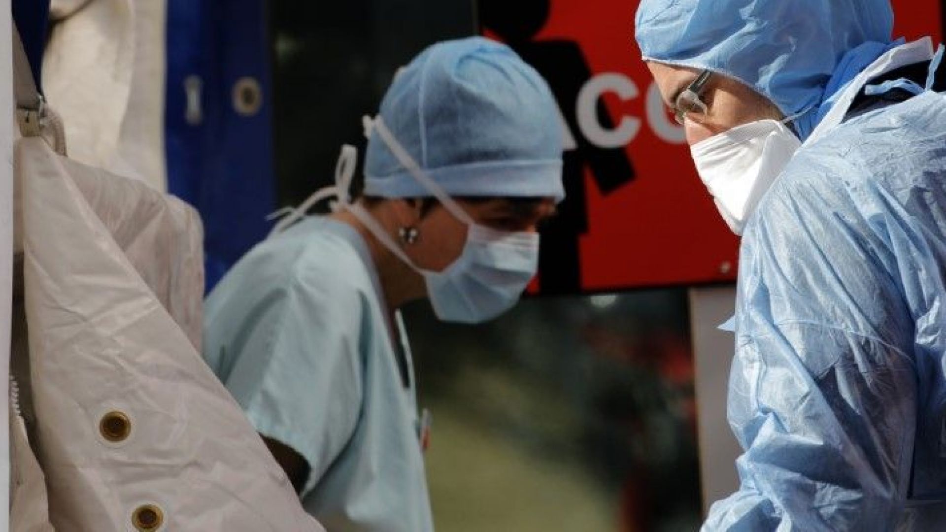 Пандемията от новия коронавирус отне живота на повече от 15