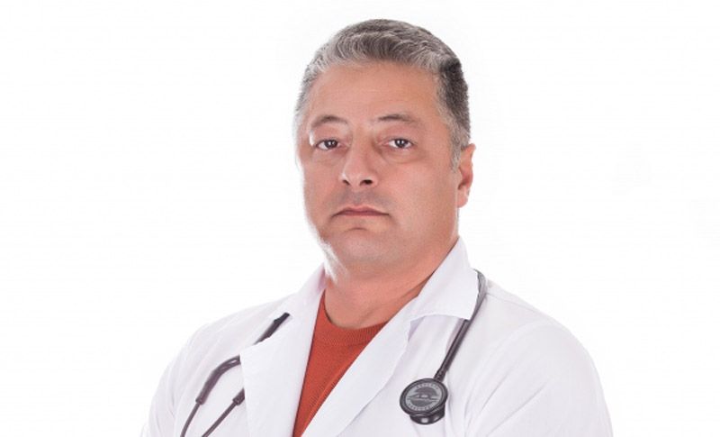  Д-р Гаро Албояджиян, специалист Вътрешни болести, ДКЦ „Вита“, София