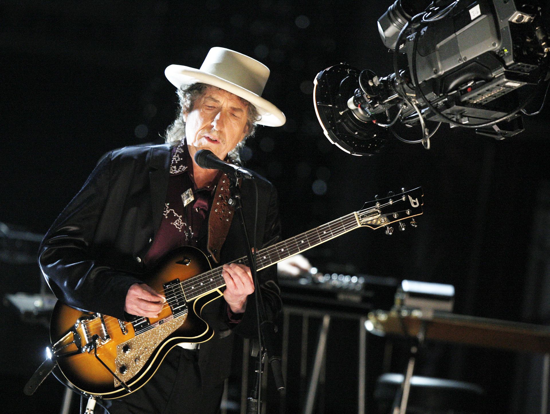 Боб Дилън изнесе първия си концерт след 2 г. 