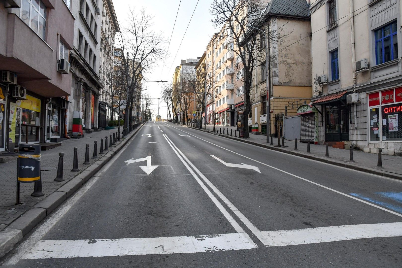 Иначе оживените софийски улици днес са празни