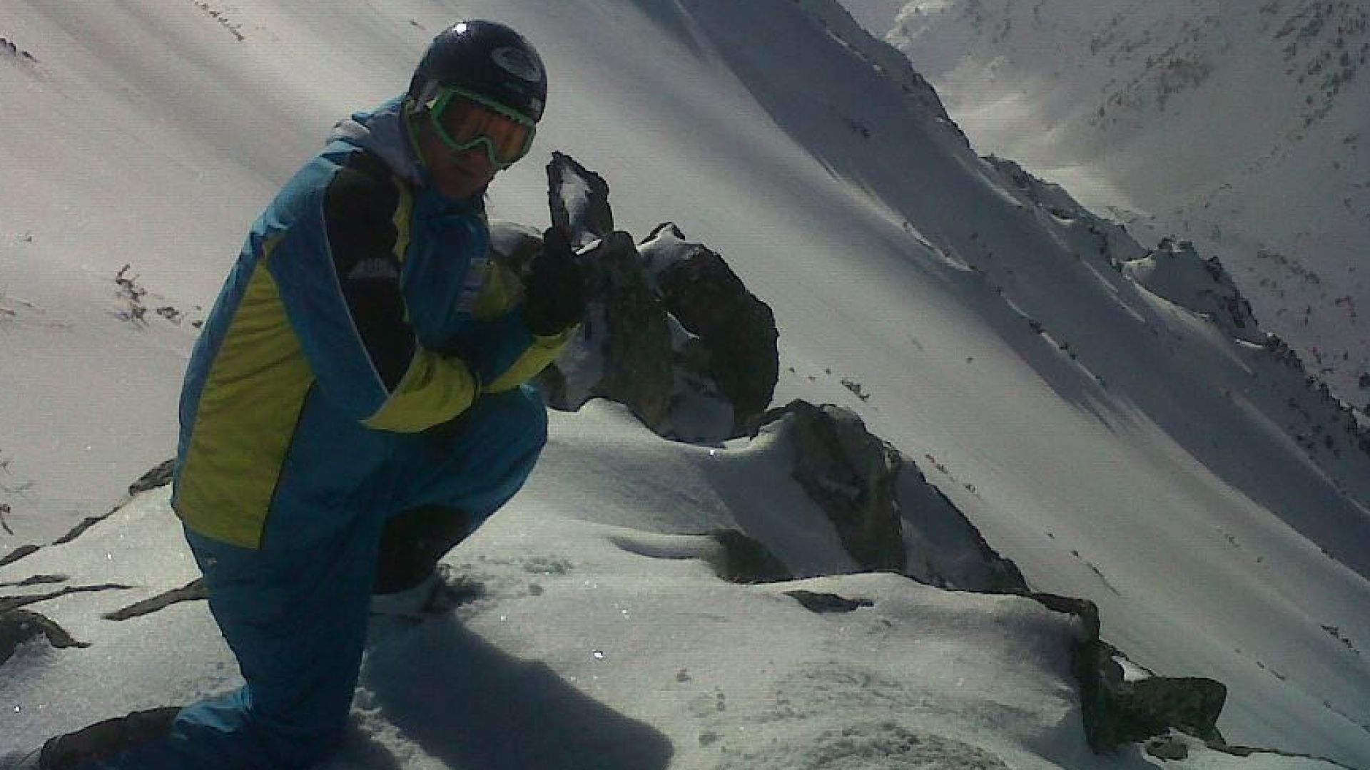 Учителят по ски Веселин Ангелов от Троян който се разболя