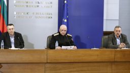 Ген. Мутафчийски: Обсъжда се въвеждане на декларации за излизане и в града!