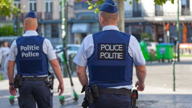 Да наплюеш полицай вече се наказва със затвор в Белгия