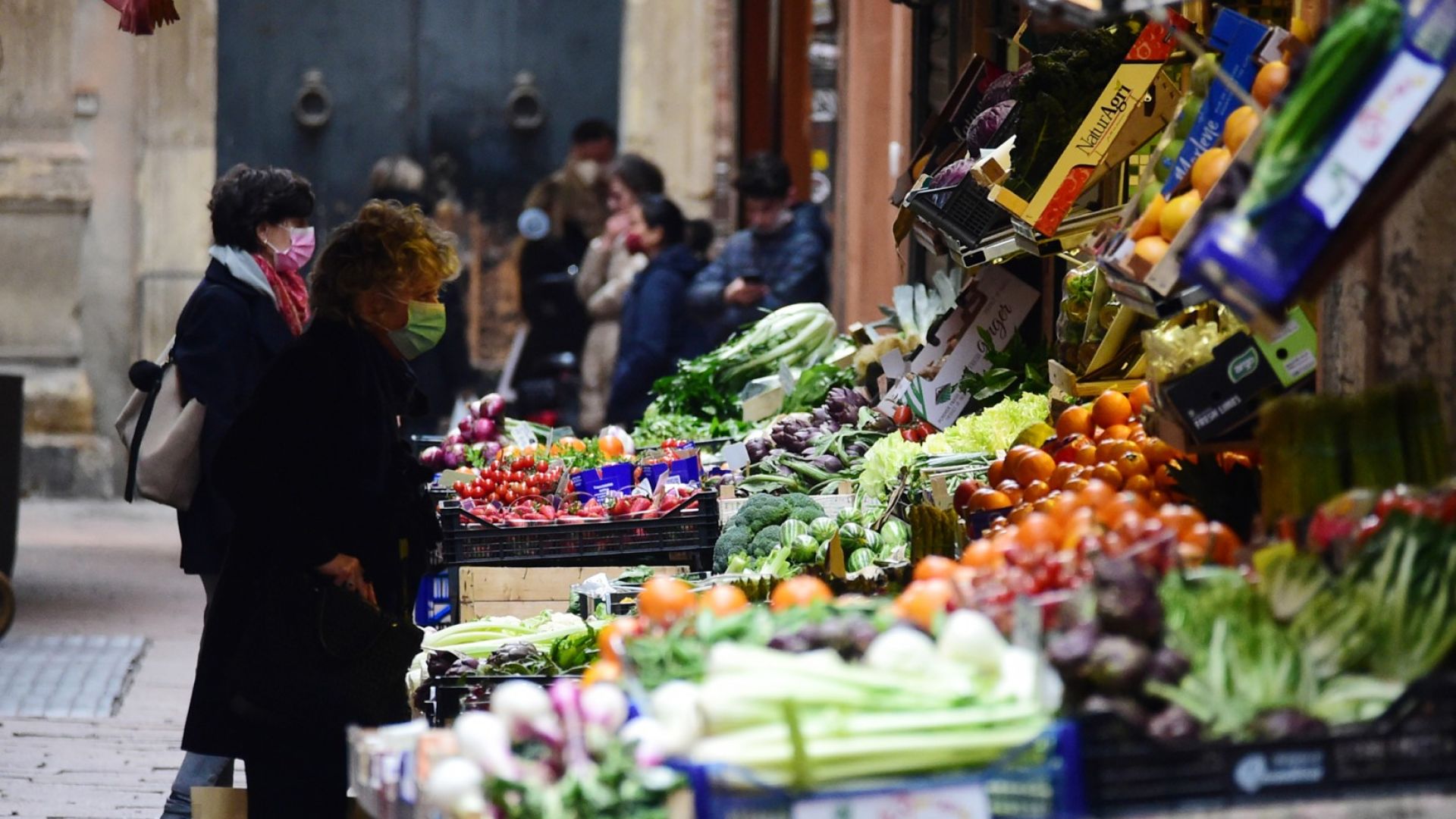 Данни новият коронавирус да се предава чрез храна засега няма