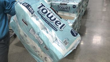 Скокът в броя на новозаразените с коронавируса в САЩ предизвика