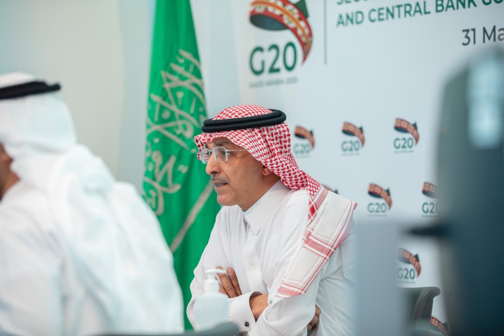 Саудитска Арабия увеличи рязко добива и износа на петрол