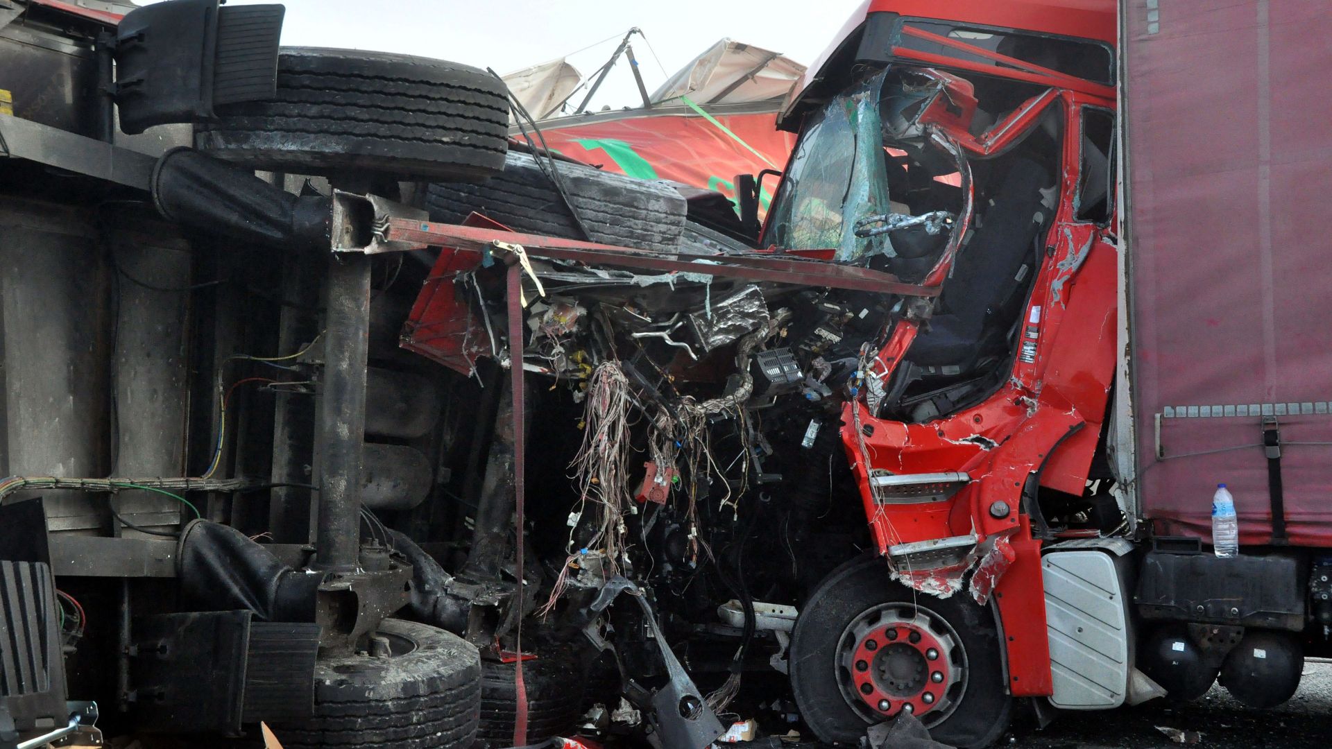 Има пострадали при тежка верижна катастрофа на магистрала Марица в