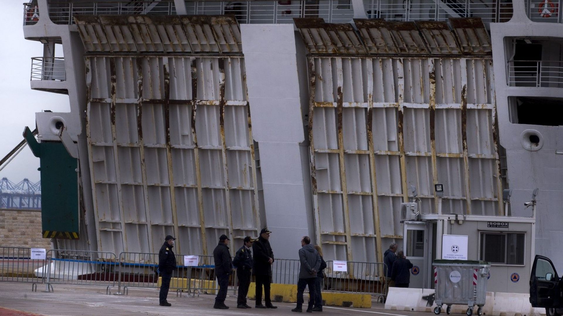 Българин е сред заразените с коронавирус на круизен кораб който