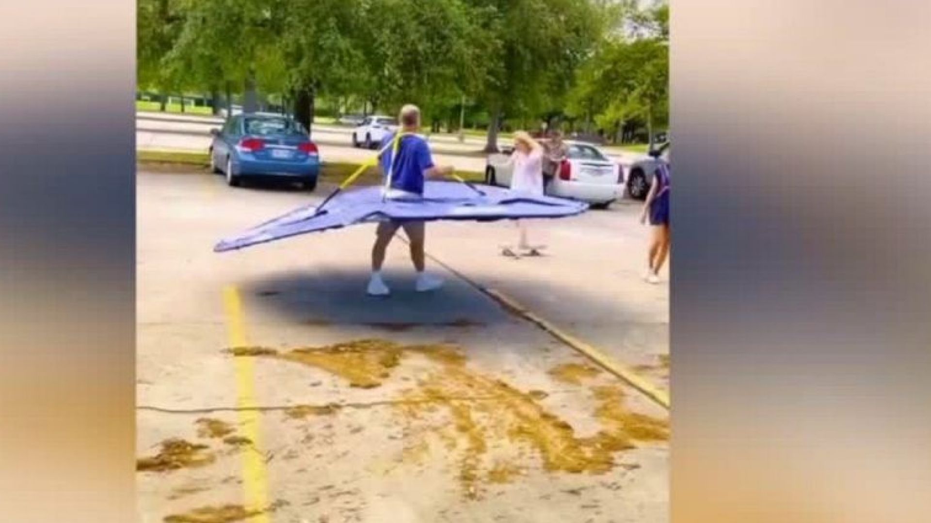 Баща и син от американския град Ню Орлиънс изобретиха пластмасова