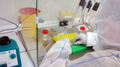 При 23 от всички изследвани контактни лица на починалото 5 годишно