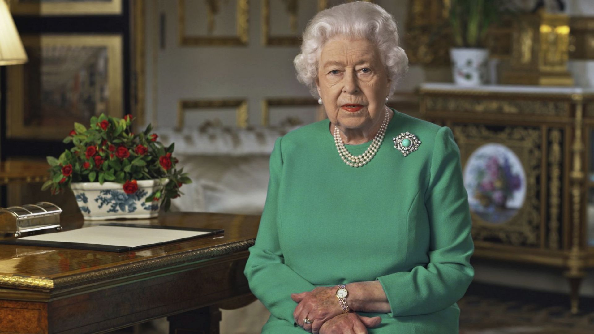 Британската кралица Елизабет Втора отправи послание към нацията по случай