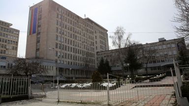 Консилиум се събира в УМБАЛ Света Анна за да реши